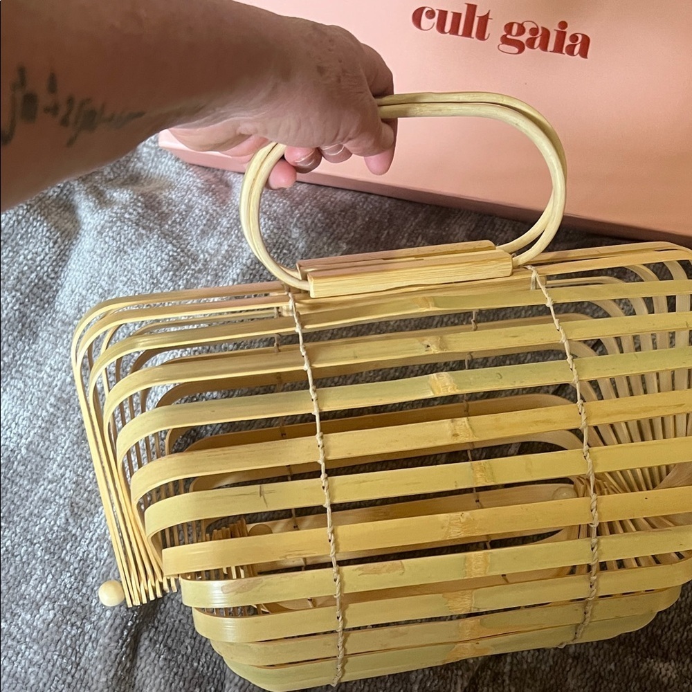 Cult Gaia Bamboo Large Lilith Clutch - Picture 2 of 9